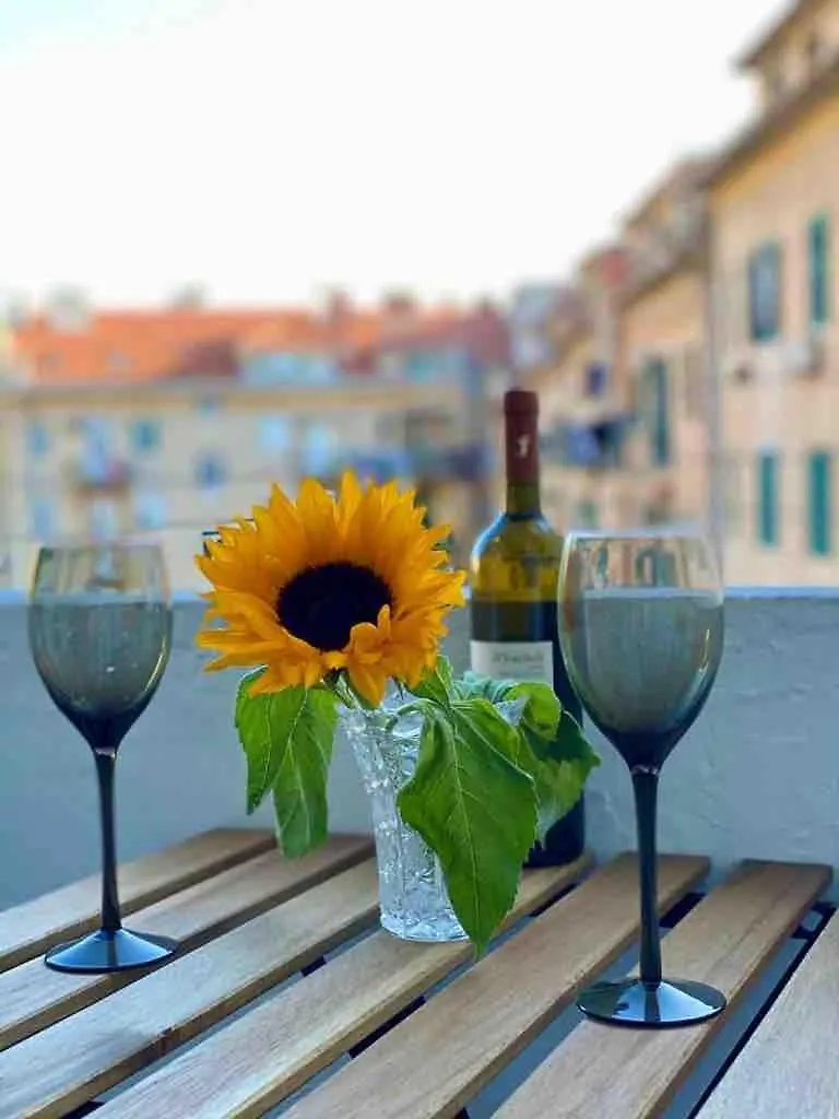 Split City Center - Lovely And Spacious 2Bdrm Apt