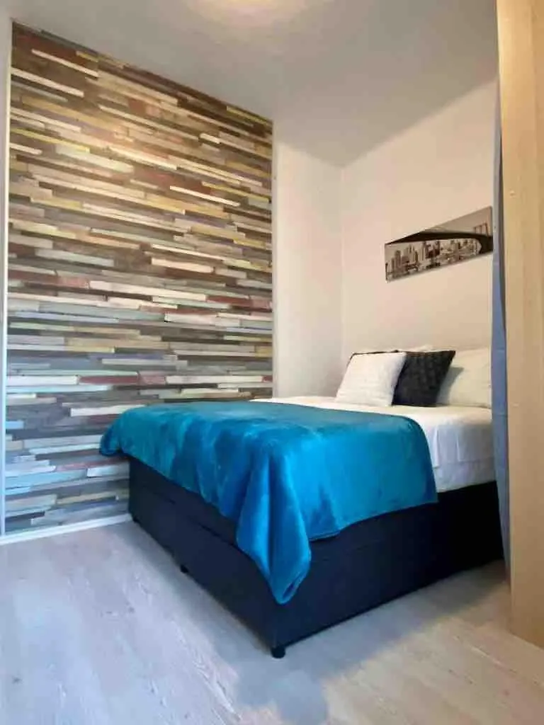 Apartment Split City Center - Lovely And Spacious 2Bdrm Apt