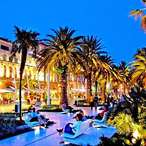 Apartment I, Split