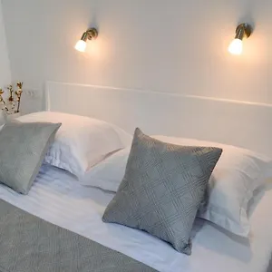  Apartment Armanda
